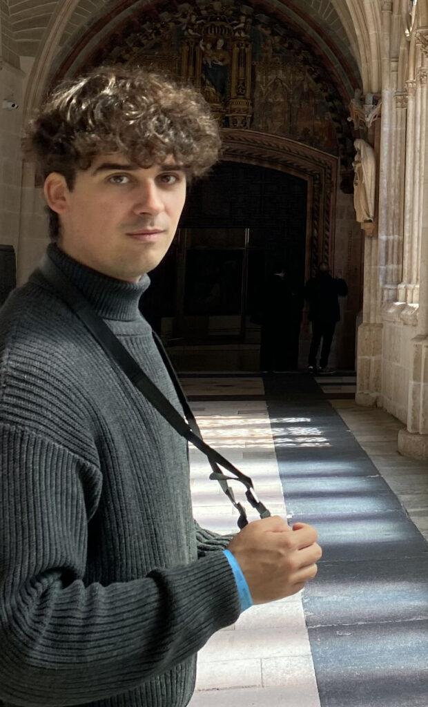 Daniel Martinez_Ole_Libros_01