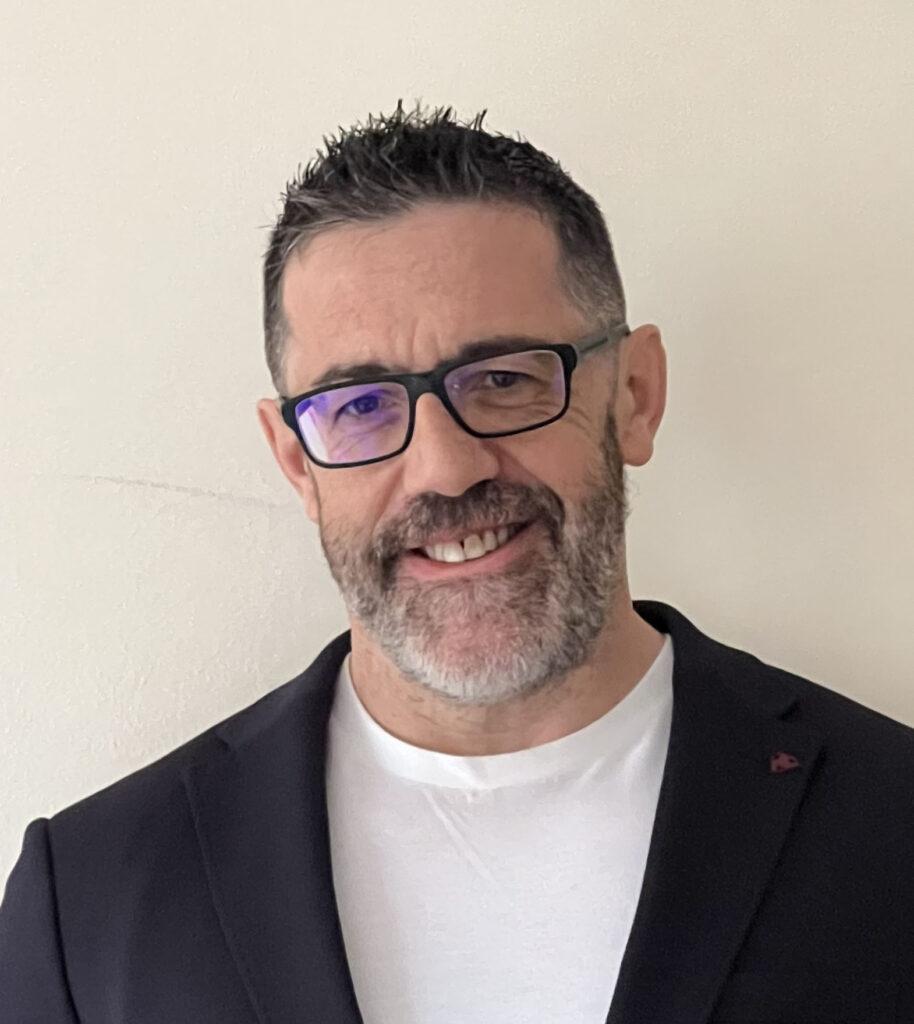 Edmundo_Perez_Ole_Libros_01