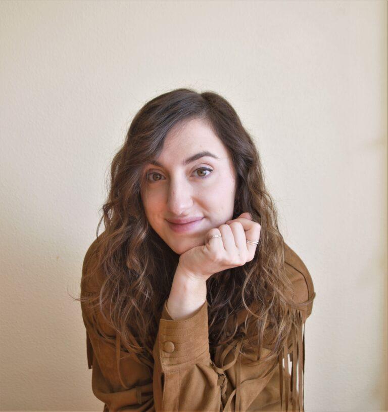 INES OLANDIA_BIO_olelibros